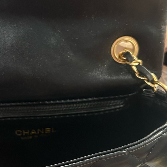 CHANEL (GWP/Novelty) Black Leather Quilted Bag with 5 Charm Crossbody Strap - Picture 11 of 13